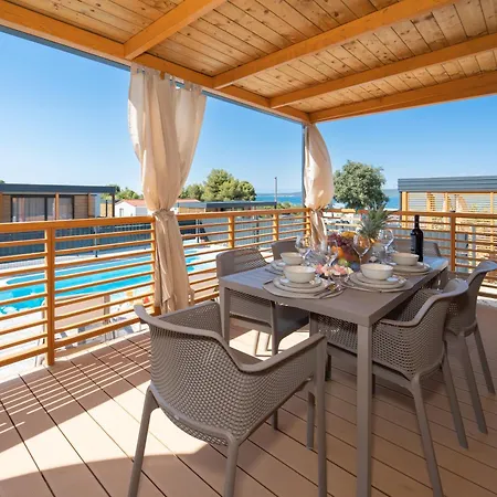 Camping Nevia - Mobile Homes With Heated Private Pool