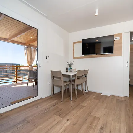 Nevia - Mobile Homes With Heated Private Pool