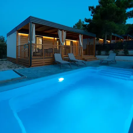 Camping Nevia - Mobile Homes With Heated Private Pool