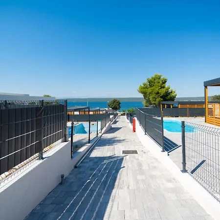 Nevia - Mobile Homes With Heated Private Pool *