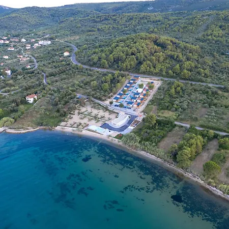 Nevia - Mobile Homes With Heated Private Pool